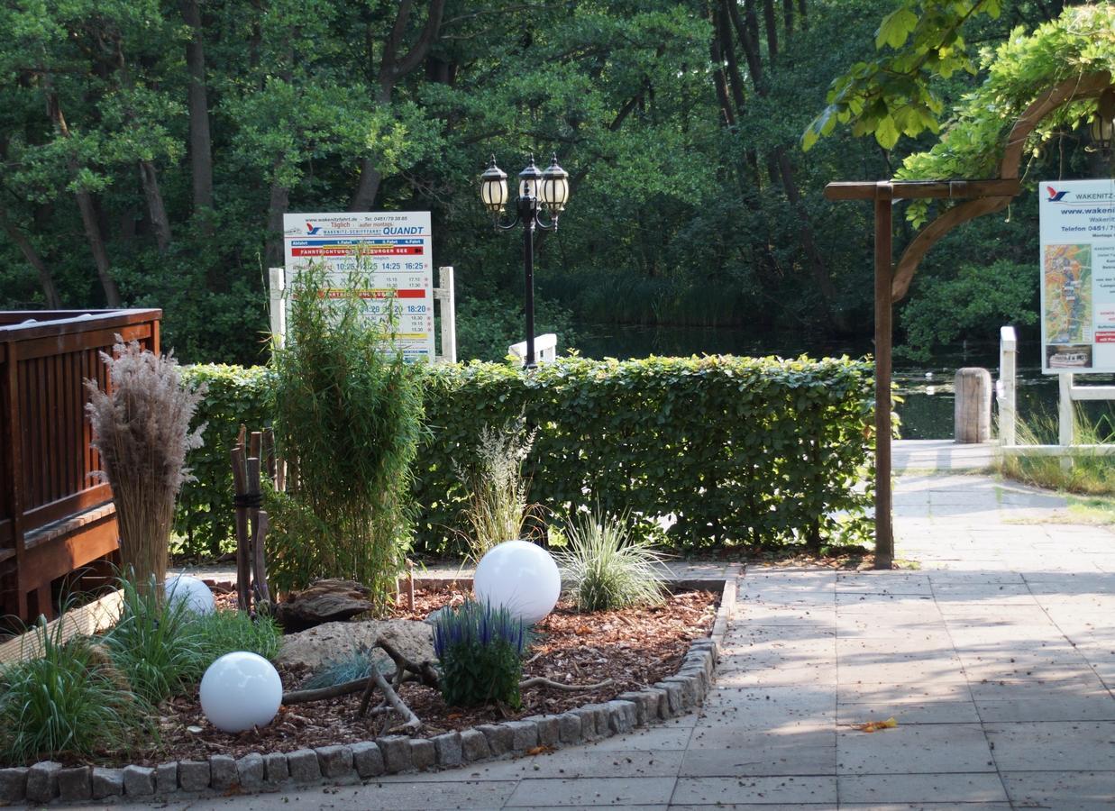 Landhaus Absalonshorst Hotel Gross Gronau Exterior photo